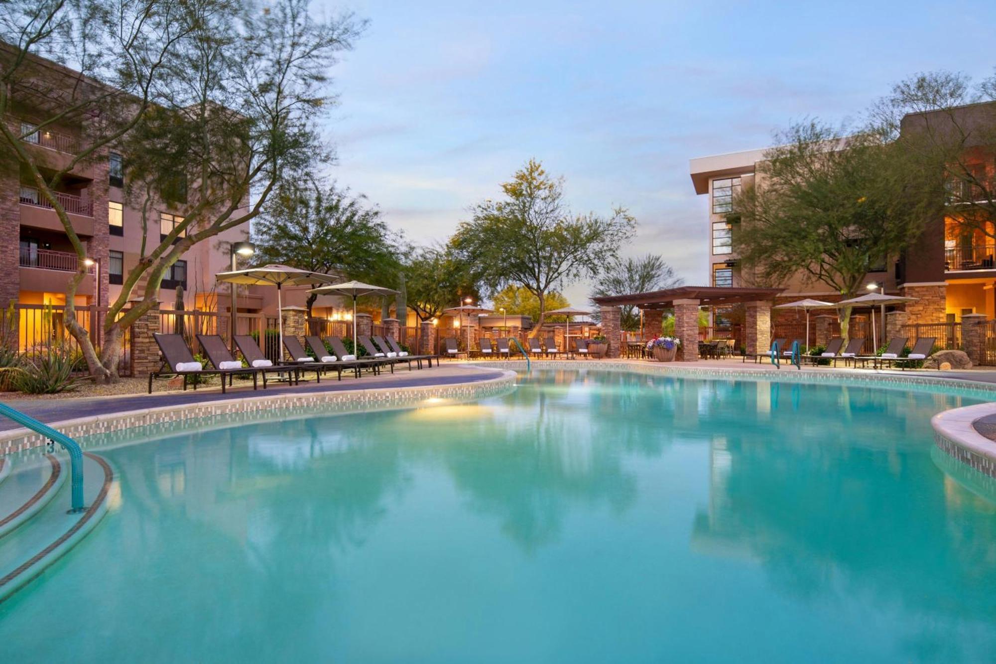 Courtyard By Marriott Scottsdale Salt River Exterior foto